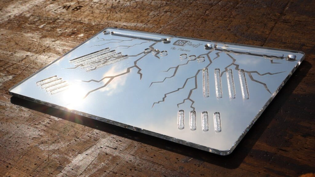 Lightning Mirror Snuff Board